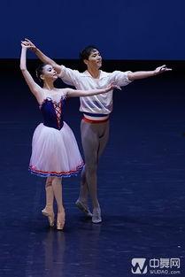 成人芭蕾舞比赛视频