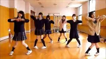 成人教室跳舞视频,成人教室里的欢乐时光